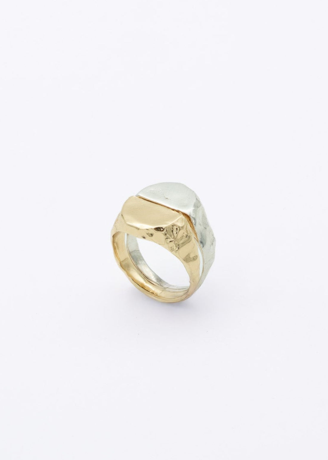Newa ring