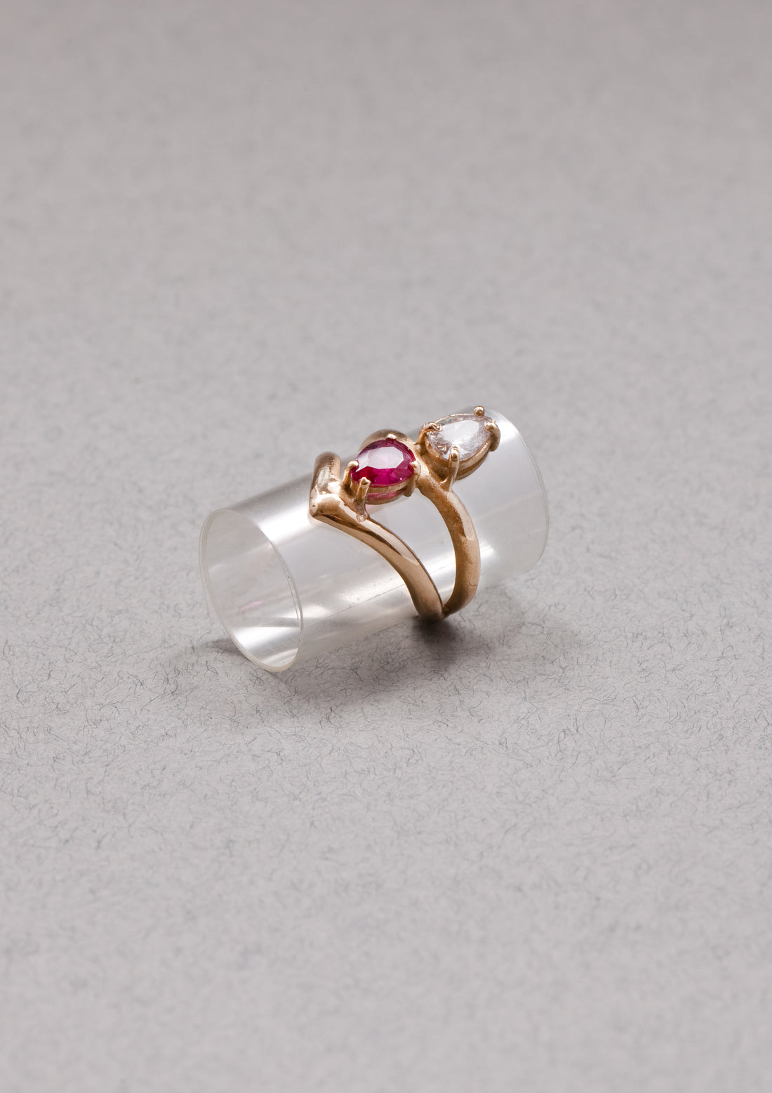 Little pistil ring