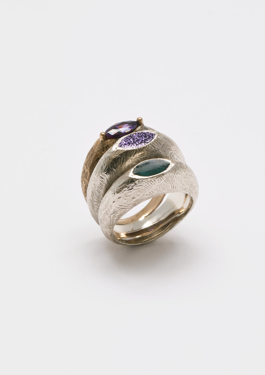Merua ring