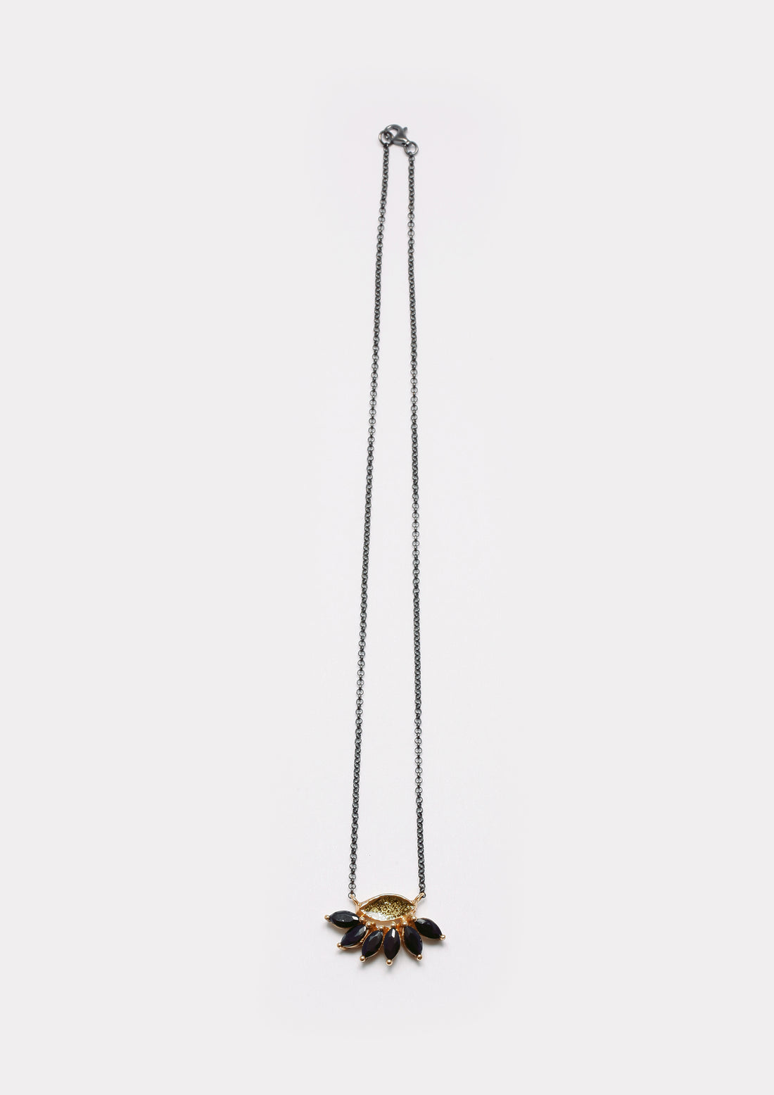 Light green Ruellia necklace
