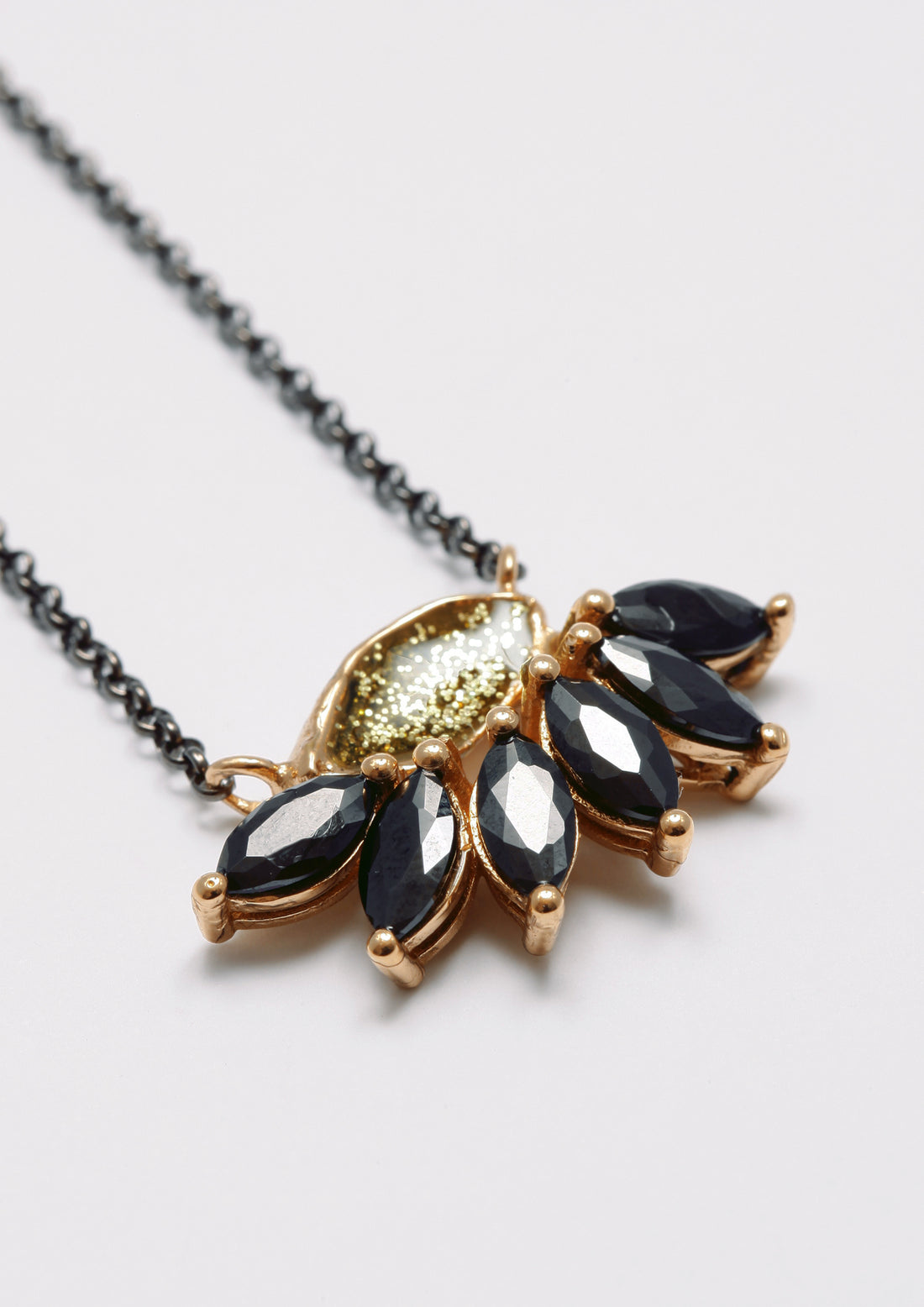 Light green Ruellia necklace