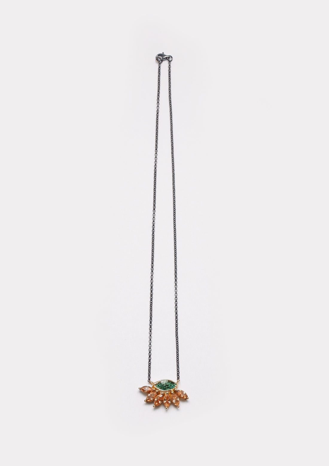 Green Ruellia necklace