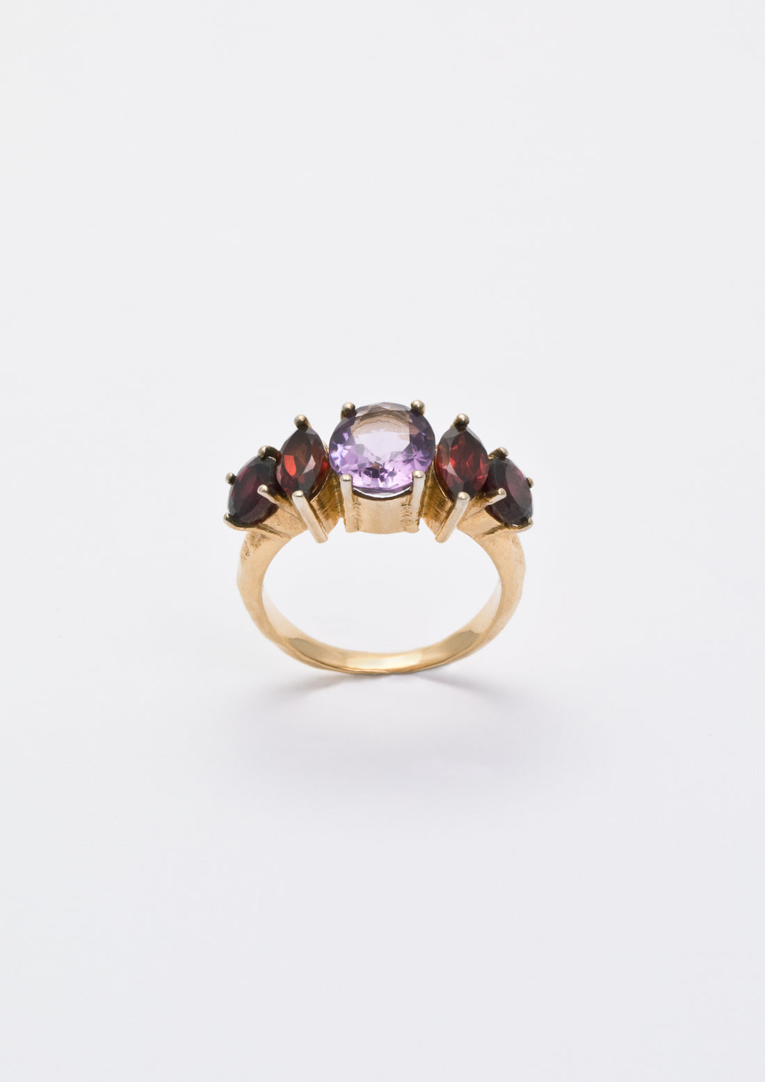 Sumitra ring