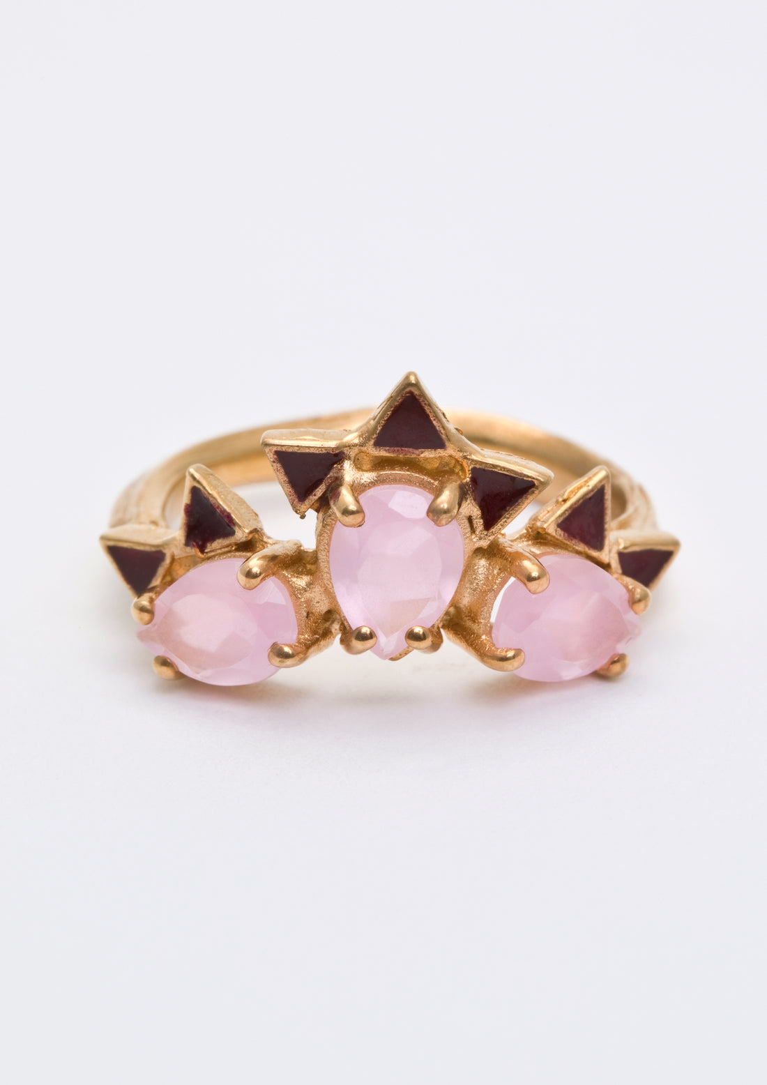 Purple sigillum ring