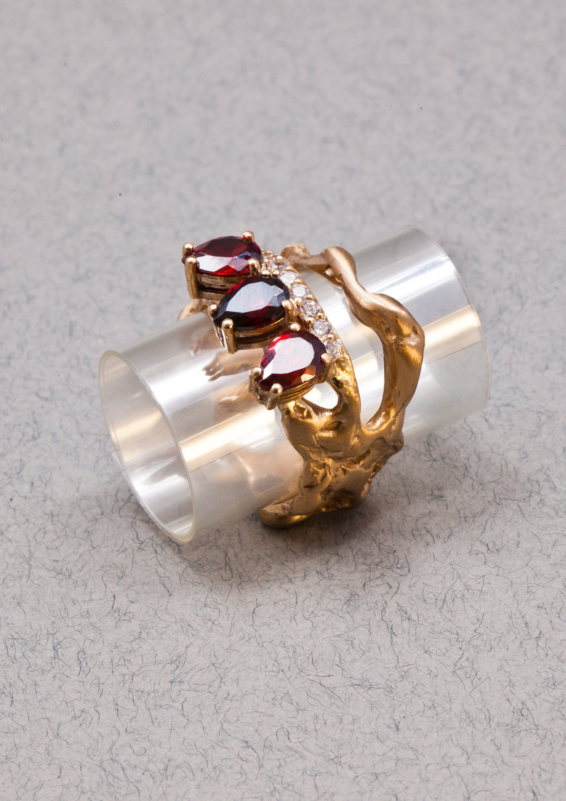 Eros ring