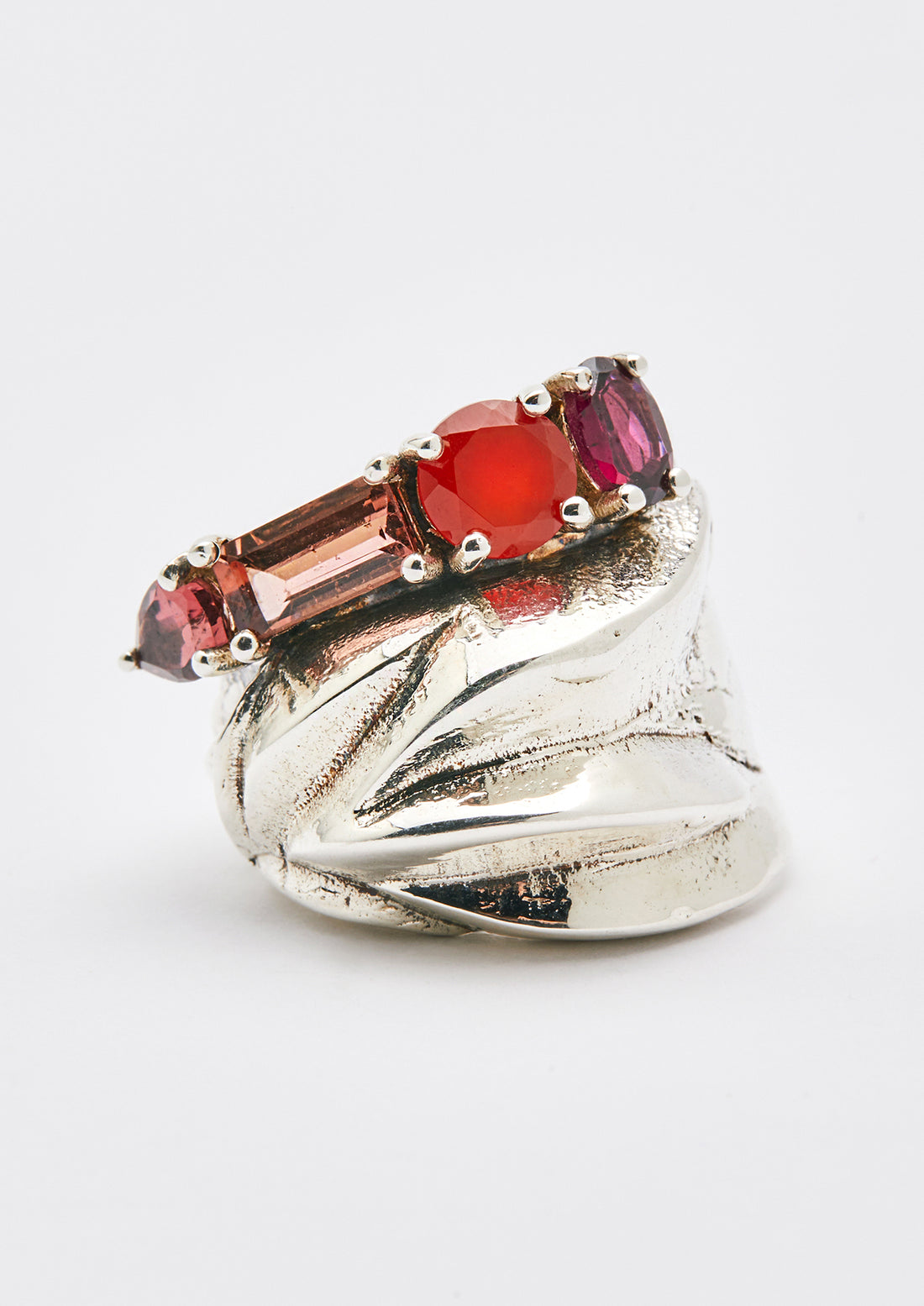 Rara ring